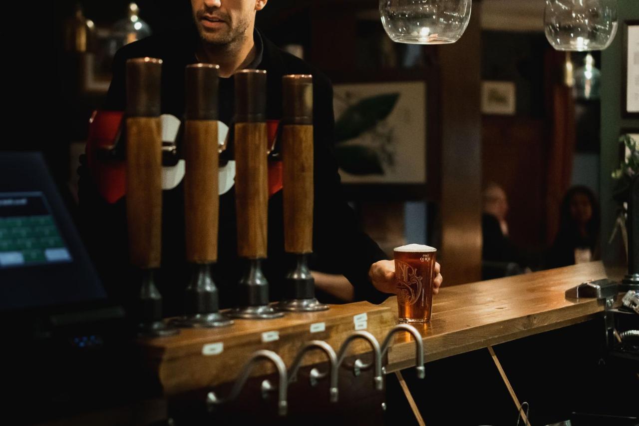 Albert Arms Эшер Экстерьер фото